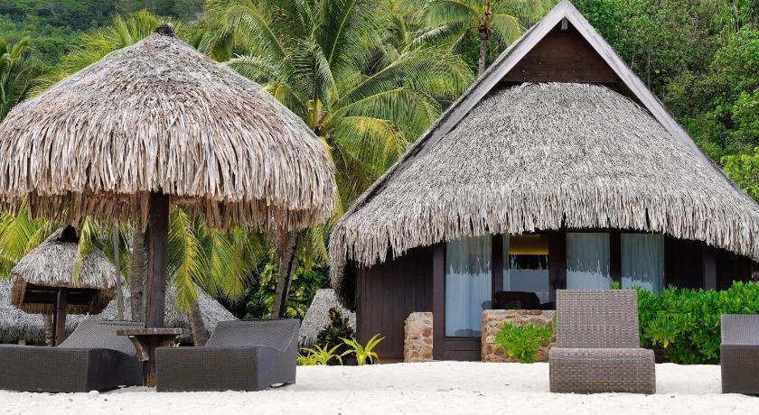 Imagine din Luxury Villa with Beach Access 1