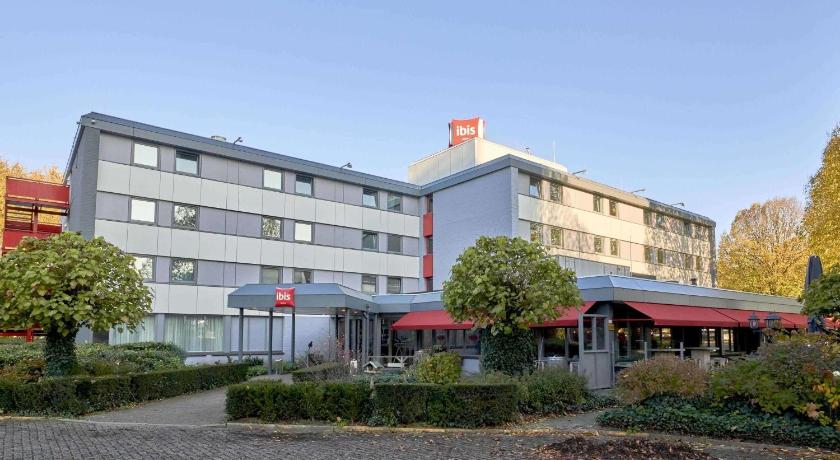 Ibis Tilburg