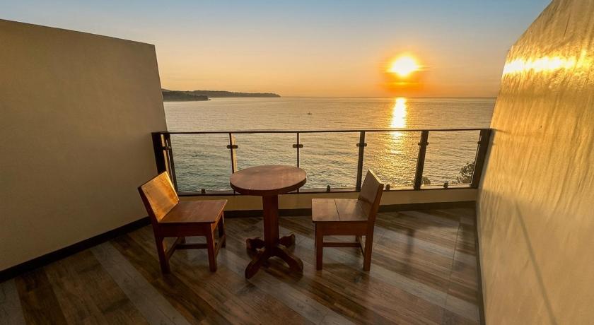 Image of Suite with Sea View 1