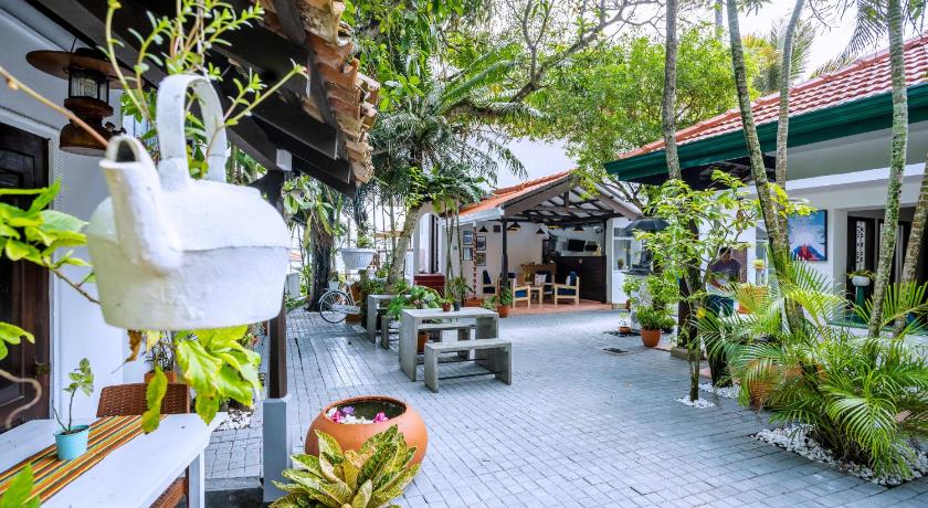 Glamour Hotel Mirissa - image 10