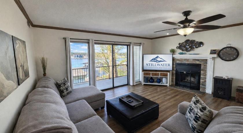 Lake Hamilton Haven Waterfront View Pool & Pickleball Access