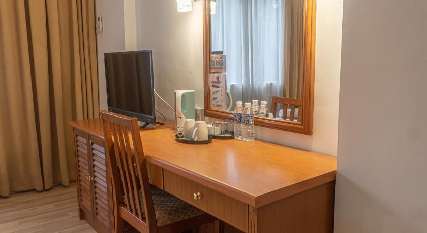 Immagine di Superior Doppia con Letti Separati (Superior Twin Room) 14