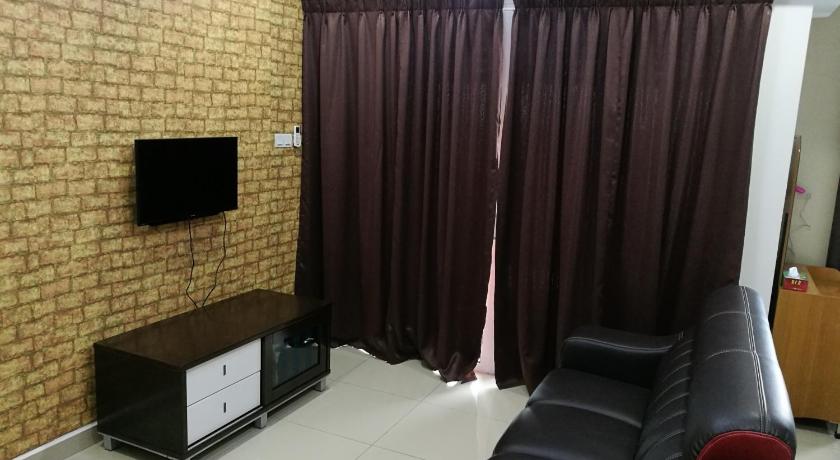 NF Suite D'Perdana Condo photo