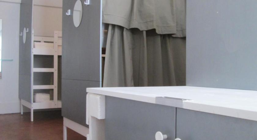 Image of Bed in 6-Bed Female Dormitory Room (women only) 1