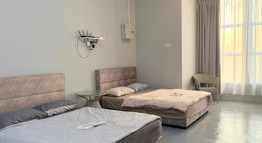 Image of Family Suite - 3 Bedroom 1