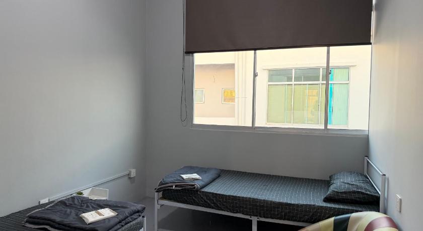 Image of Family Suite - 3 Bedroom 12