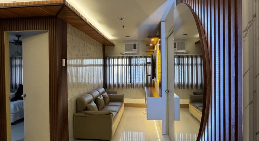 2 Bedroom Condo @ Midpoint Residences w/ City View
