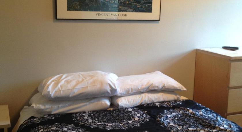 รูปของBasic Room with Double Bed and Private Bathroom 9