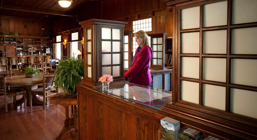 Lake Crescent Lodge photo