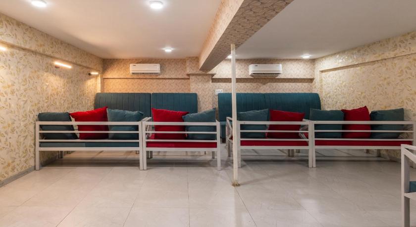 Hotel Pravasa Stay Dewas Naka - image 4