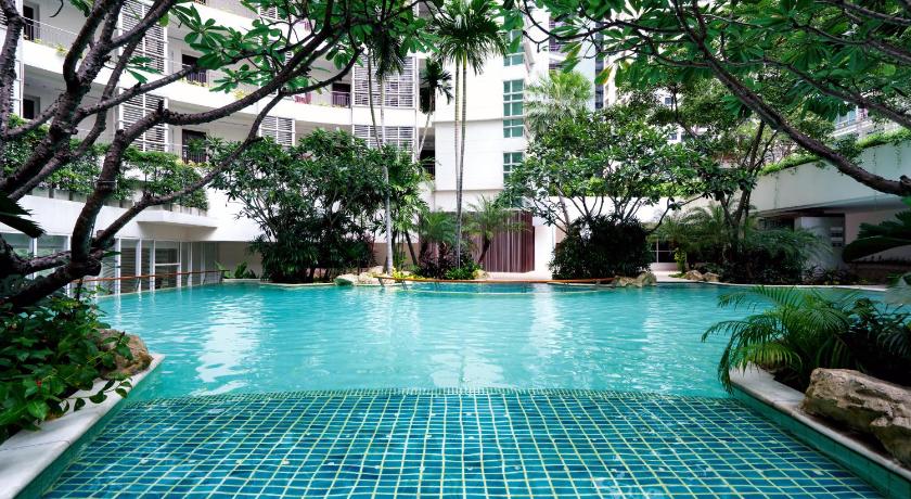 Dusit Suites Hotel Ratchadamri - image 12