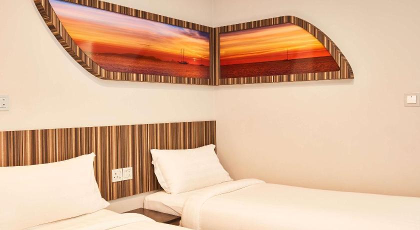 Bild av Hyttrum med 2 enkelsängar (Cabin Room with 2 single beds) 7