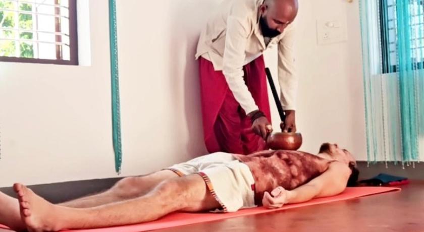 Taaraa Loca - Yoga  Spiritual n Dorms - image 13