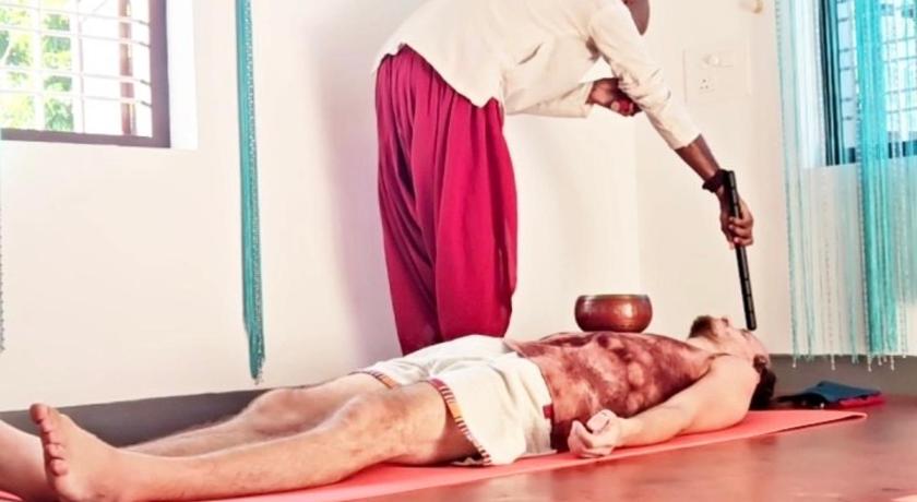 Taaraa Loca - Yoga  Spiritual n Dorms - image 14