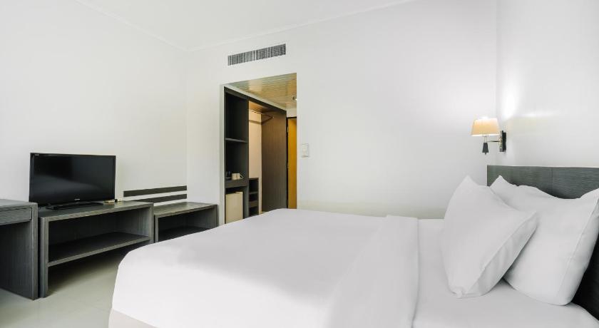 Image of Deluxe Room Twin 9