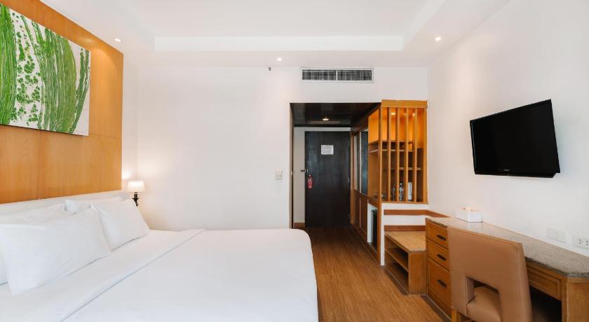 Image of Pinnacle Room - Twin 5