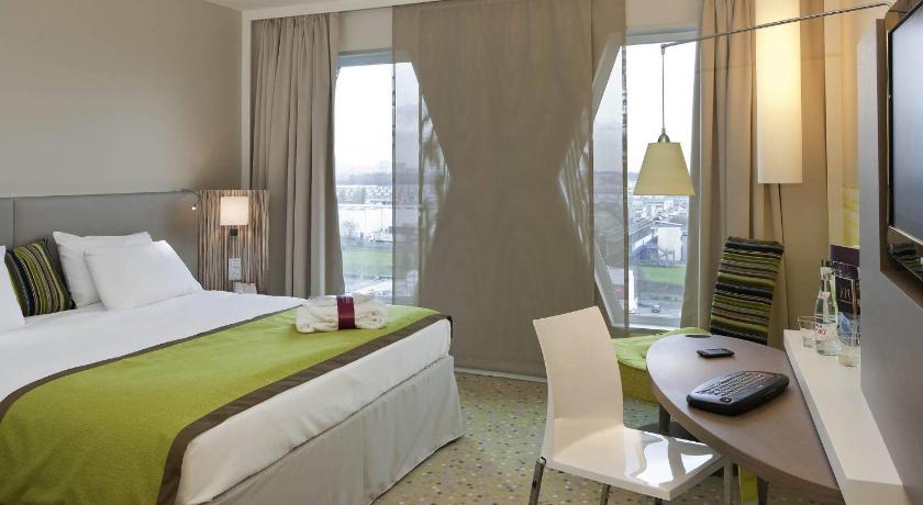 Image of Superior Room with 1 Double Bed 0