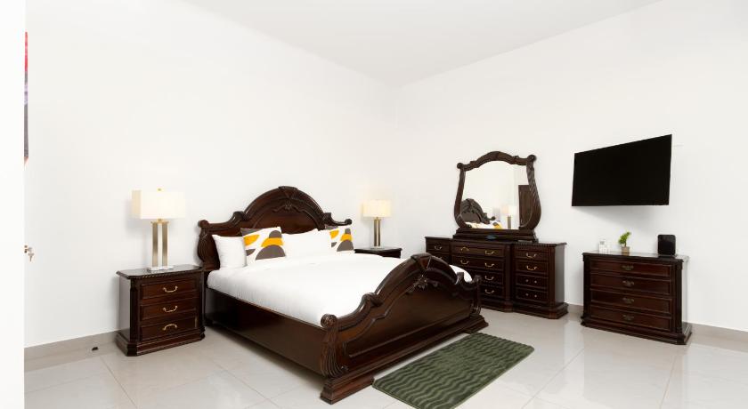 Hotel H4 El Paraiso