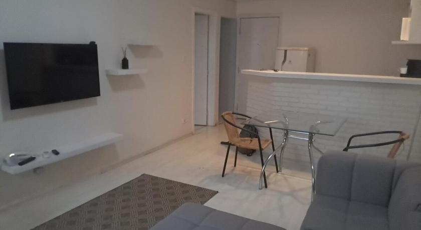 Flat with Wi-Fi and daily cleaning
