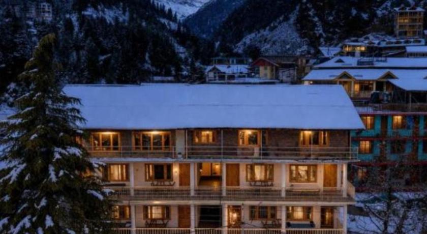 Beholden Stay & Cafe-Mountain View Boutique Stay in Old Manali – Manali, PA