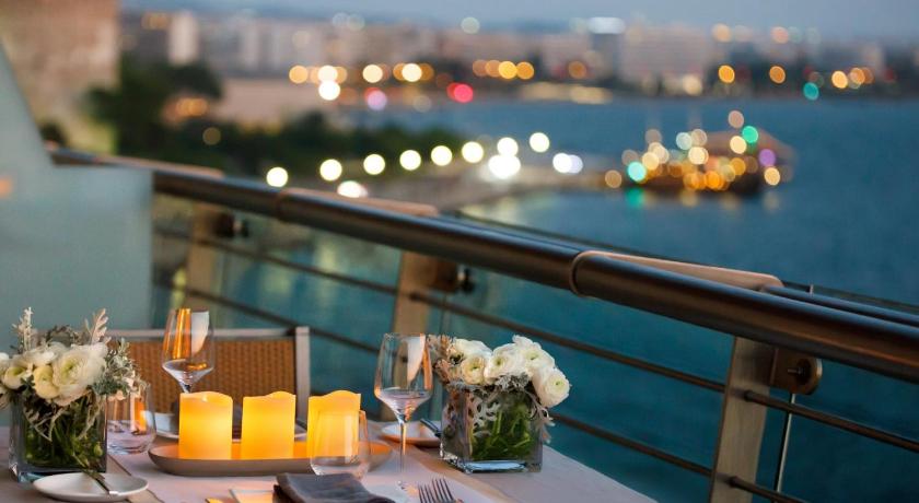 Image of Deluxe Junior Suite with Sea View 1