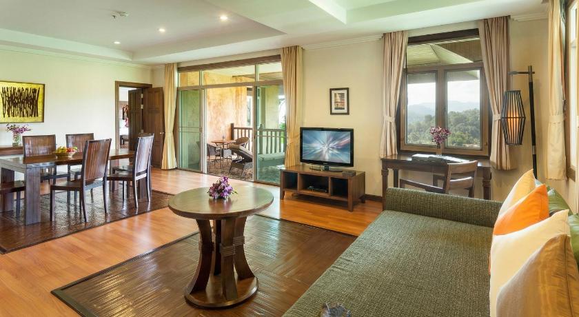 Image of 2 Bedroom Suite 5