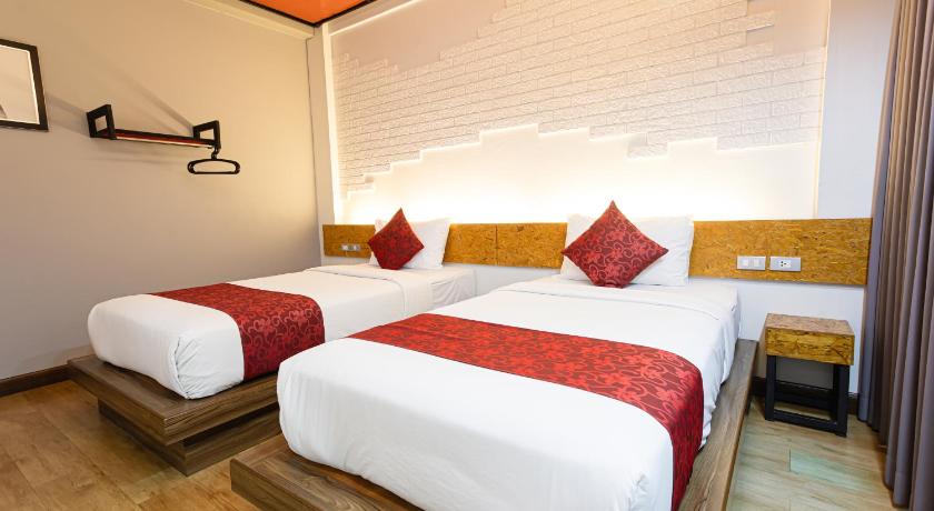 Image of Superior Twin bed 3
