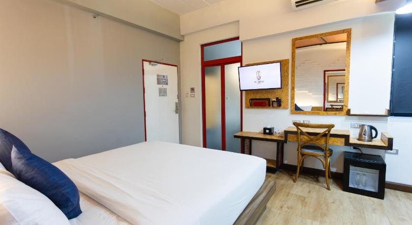 Image of Superior Room with 1 Double Bed 17