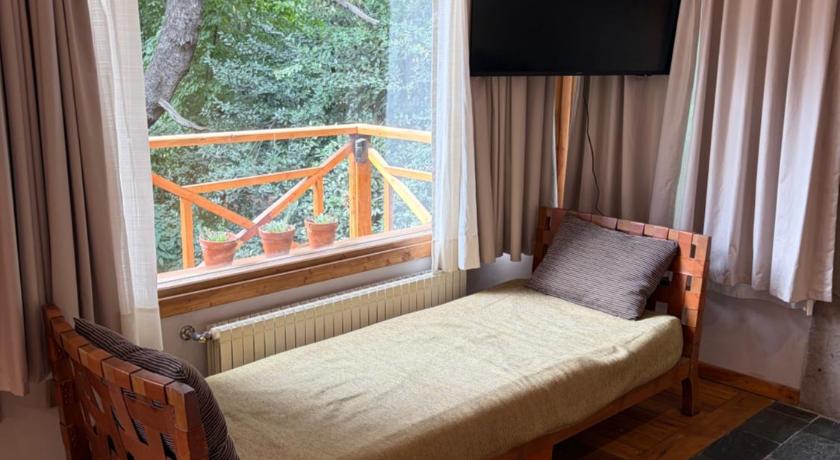 Image of Bungalow with Garden View 13