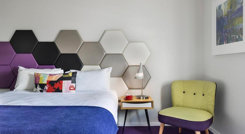 Image of Premium King Room 7