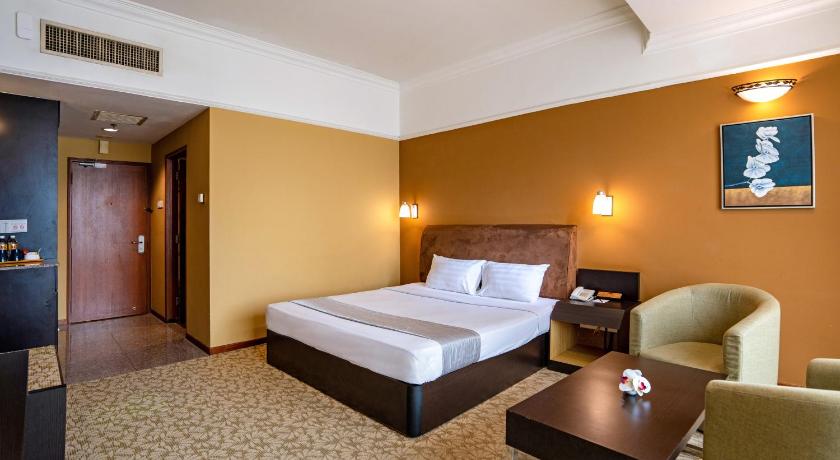 Image of Deluxe King Room 2