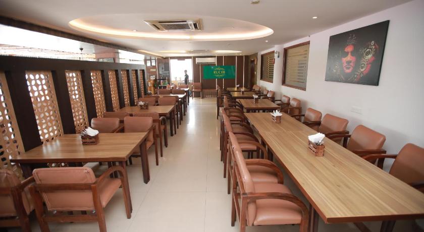Aroma Classic Days Hotel - image 8