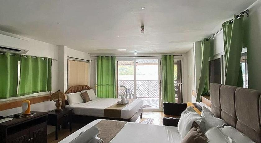 Image of Family Room 0