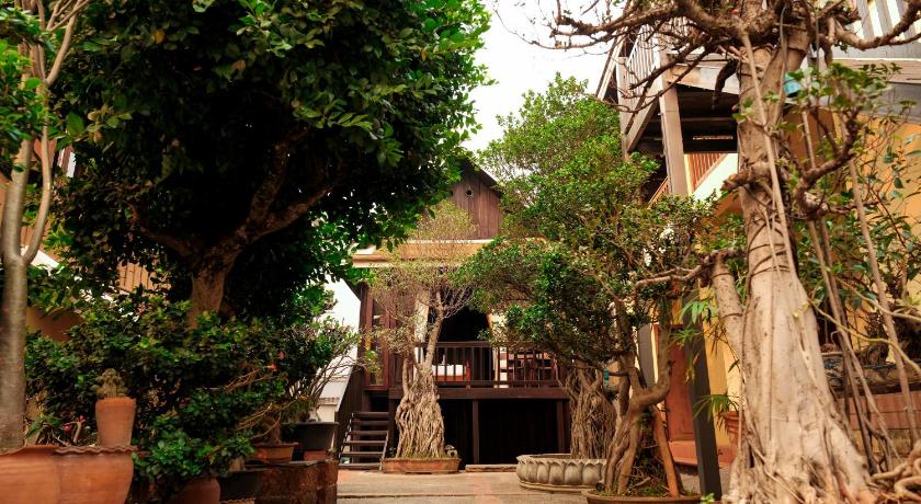 Bualuang Hotel