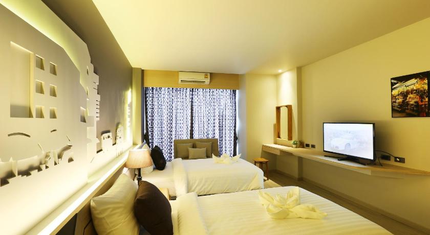 Image of Deluxe Twin Bed 3