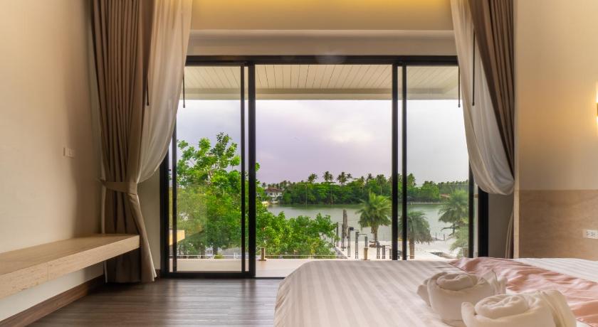 รูปของห้องสุพีเรียร์เตียงคิงไซส์ (Superior King Room) 0