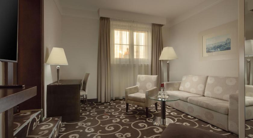 スイート（バルコニー付き） (Suite with Balcony)の画像 13