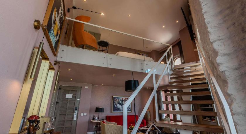 รูปของGrau King Suite with Terrace and Sea View 4