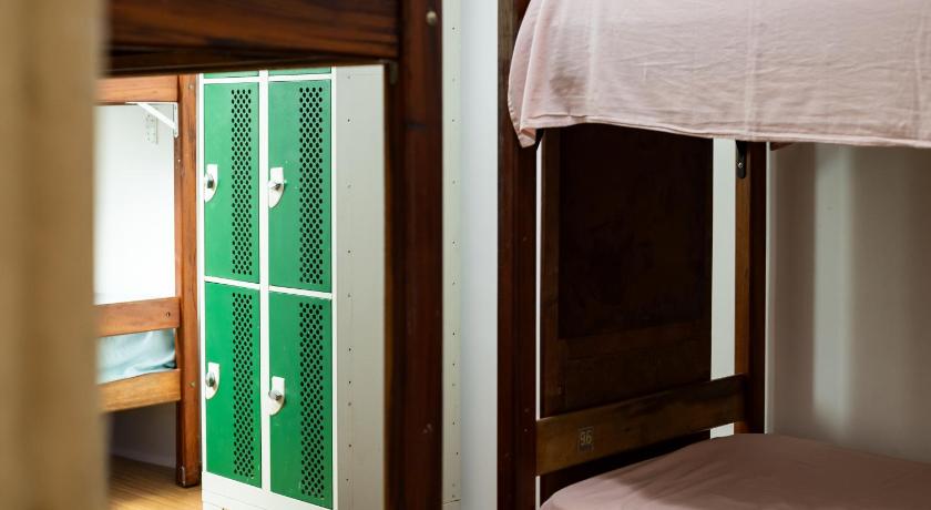 Image of Single Bed in Mixed Dormitory Room with AC (6 adults) 6