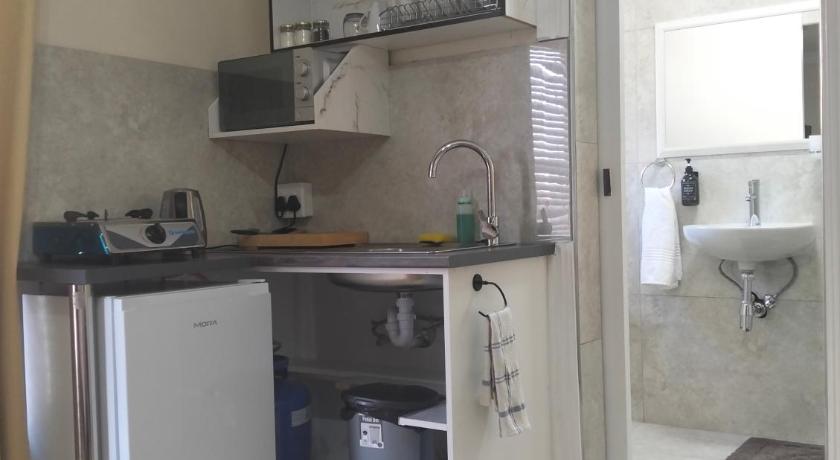 Camdale Guesthouse - image 6