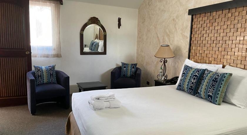 Image of Standard Twin Room 4