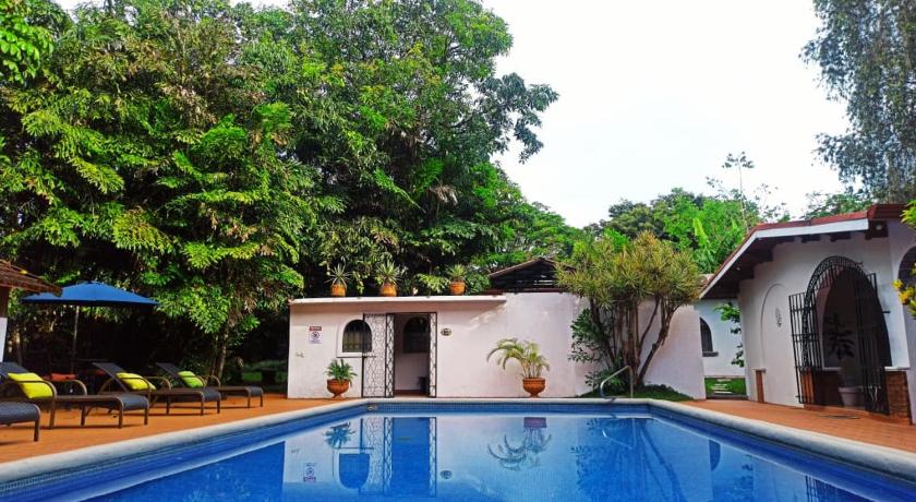 Hacienda Escondida 10min to Airport