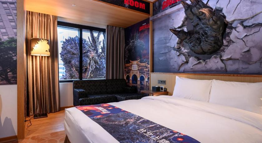 哥吉拉・台北登陸(一大床) (Godzilla Landing in Taipei (Double Room))圖片 1