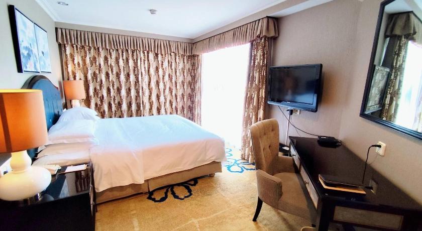 Image of Business Suite 0
