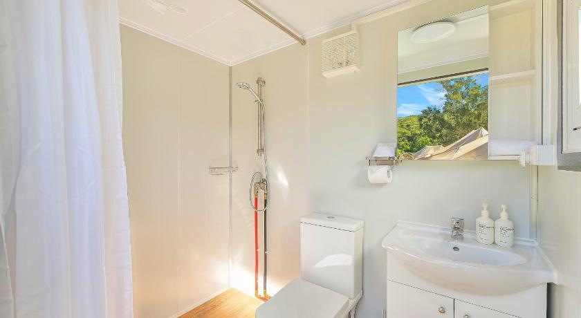 Image of Banksia Retreat Tent 2