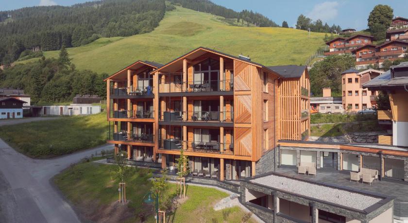 Saalbach Suites Private Spa by ALPS RESORTS
