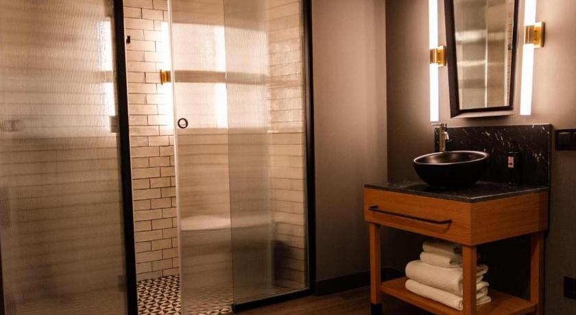 Image of Standard Double Room 2