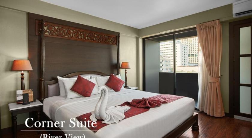 Image of Corner Suite 3