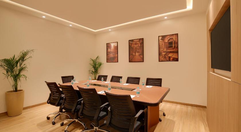 Keys Select by Lemon Tree Hotels Amritsar - image 14