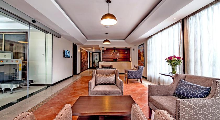 Magna Hotel and Suites photo
